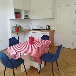 Urban Nest Brodowicza 14 Apartament